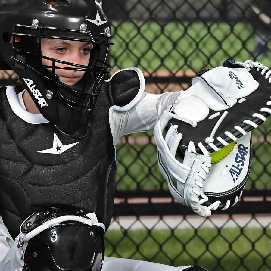 All Star Future Star 34 Fastpitch Catcher's Mitt: CMW-FS-A