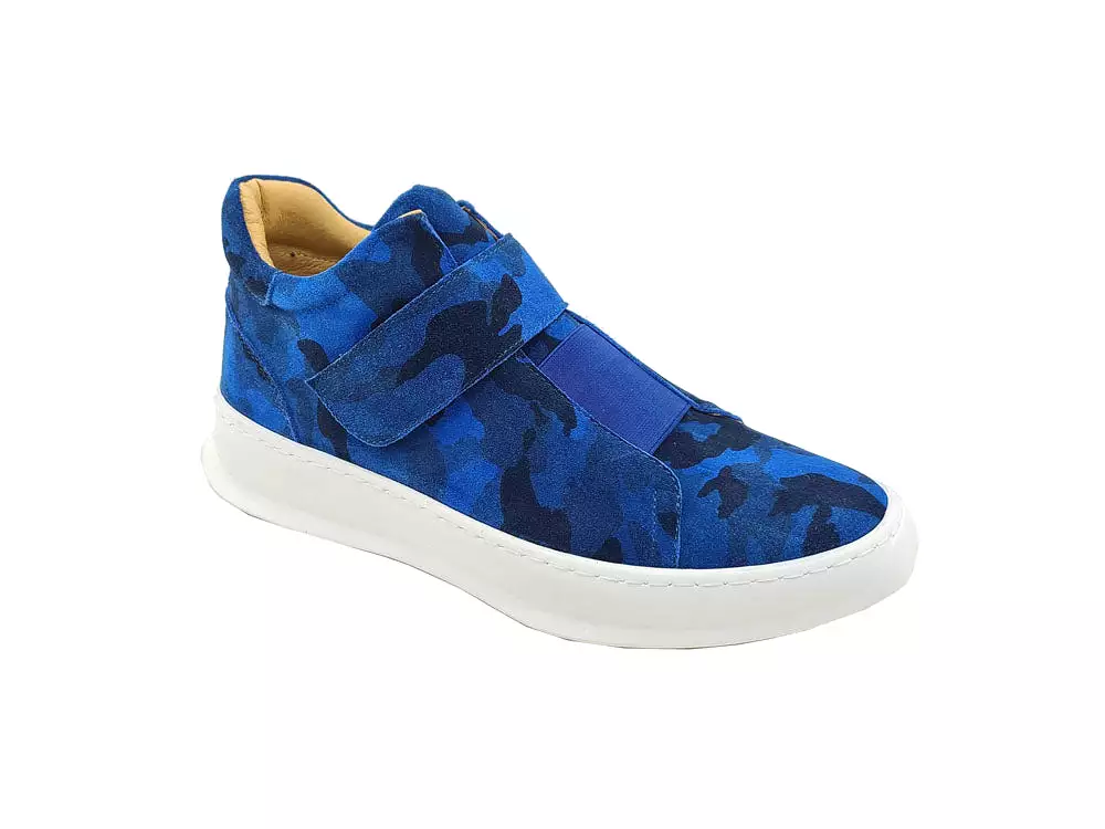 Camouflage Printed Suede Sneakers