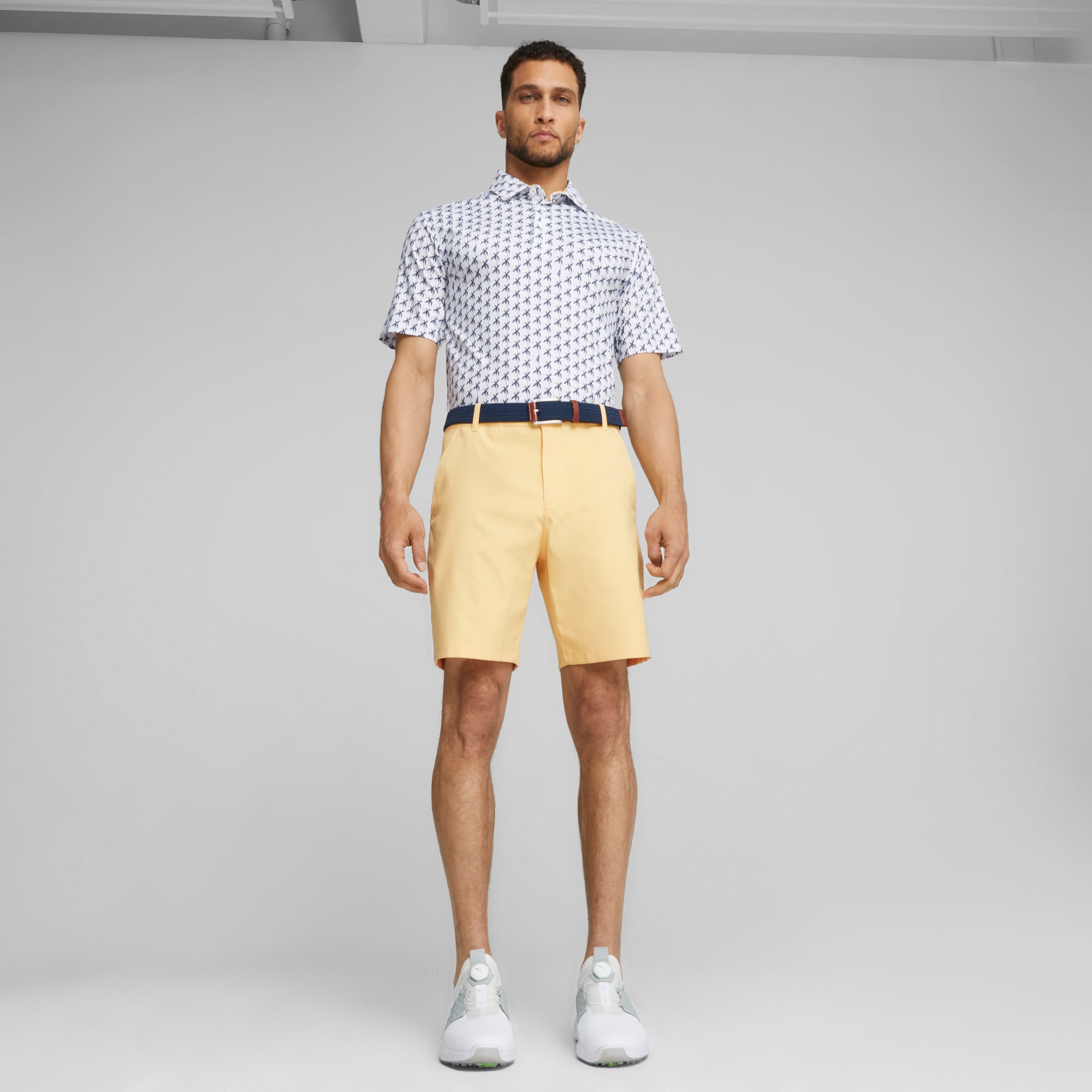 Dealer 8 Golf Shorts | Flaxen