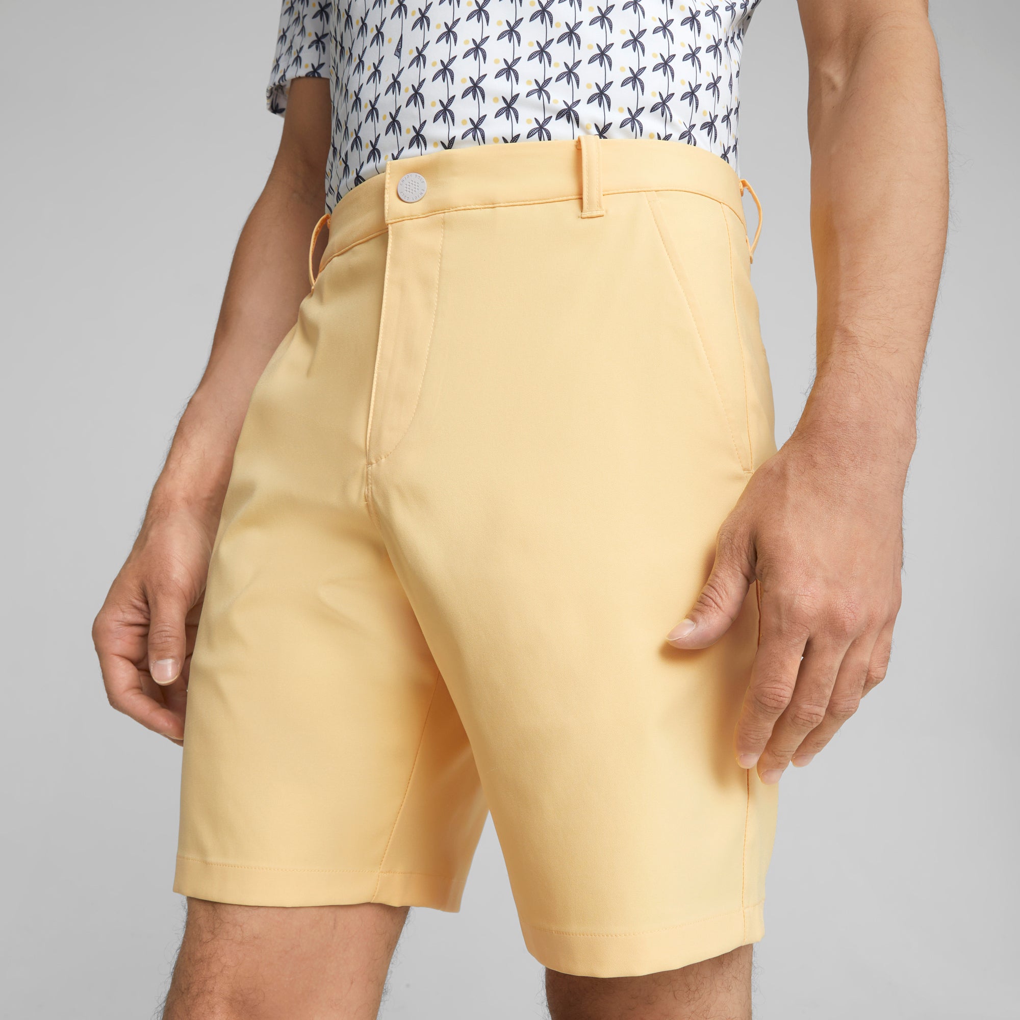 Dealer 8 Golf Shorts | Flaxen